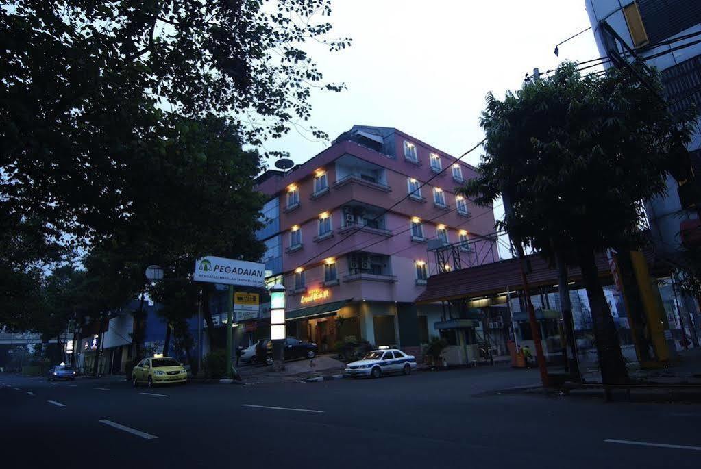 Losari Blok M Hotel Jakarta Exterior foto